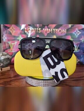 Marc Jacobs Black Sunglasses with Yellow Case